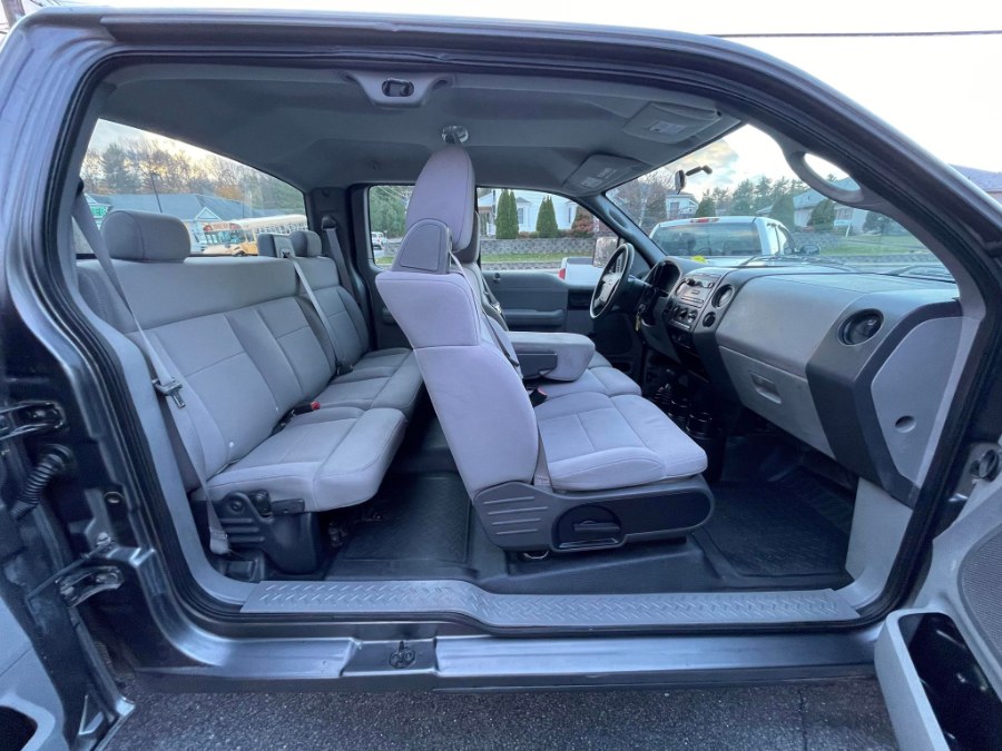 2005 Ford F-150 Supercab 145" STX 4WD, available for sale in Leominster, Massachusetts | A & A Auto Sales. Leominster, Massachusetts 2005 Ford F-150 Supercab 145" STX 4WD, available for sale in Leominster, Massachusetts | A & A Auto Sales. Leominster, Massachusetts