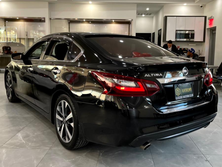 Used Nissan Altima 2.5 SR Sedan 2017 | Luxury Motor Club. Franklin Square, New York Used Nissan Altima 2.5 SR Sedan 2017 | Luxury Motor Club. Franklin Square, New York