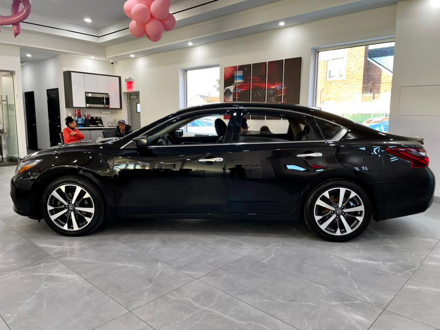 Used Nissan Altima 2.5 SR Sedan 2017 | Luxury Motor Club. Franklin Square, New York Used Nissan Altima 2.5 SR Sedan 2017 | Luxury Motor Club. Franklin Square, New York