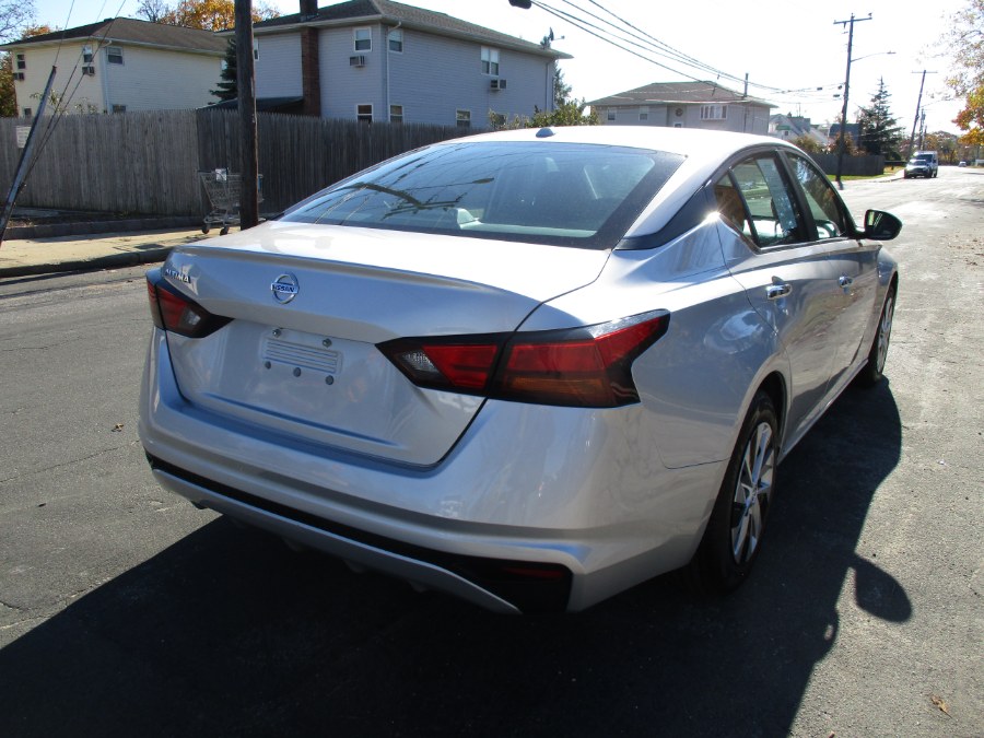 Used Nissan Altima 2.5 S Sedan 2020 | New Gen Auto Group. West Babylon, New York Used Nissan Altima 2.5 S Sedan 2020 | New Gen Auto Group. West Babylon, New York