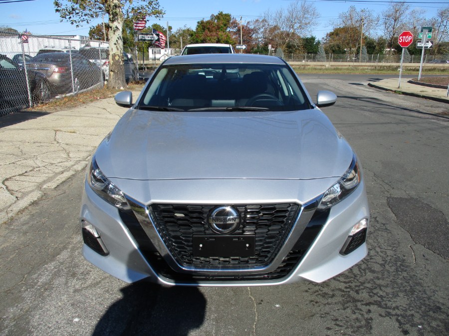 Used Nissan Altima 2.5 S Sedan 2020 | New Gen Auto Group. West Babylon, New York Used Nissan Altima 2.5 S Sedan 2020 | New Gen Auto Group. West Babylon, New York