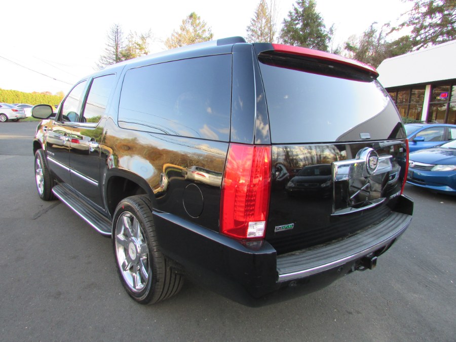 2011 Cadillac Escalade ESV AWD 4dr Luxury, available for sale in East Windsor, Connecticut | United Auto Sales of E Windsor, Inc. East Windsor, Connecticut 2011 Cadillac Escalade ESV AWD 4dr Luxury, available for sale in East Windsor, Connecticut | United Auto Sales of E Windsor, Inc. East Windsor, Connecticut