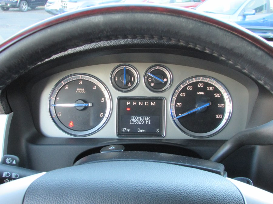 2011 Cadillac Escalade ESV AWD 4dr Luxury, available for sale in East Windsor, Connecticut | United Auto Sales of E Windsor, Inc. East Windsor, Connecticut 2011 Cadillac Escalade ESV AWD 4dr Luxury, available for sale in East Windsor, Connecticut | United Auto Sales of E Windsor, Inc. East Windsor, Connecticut