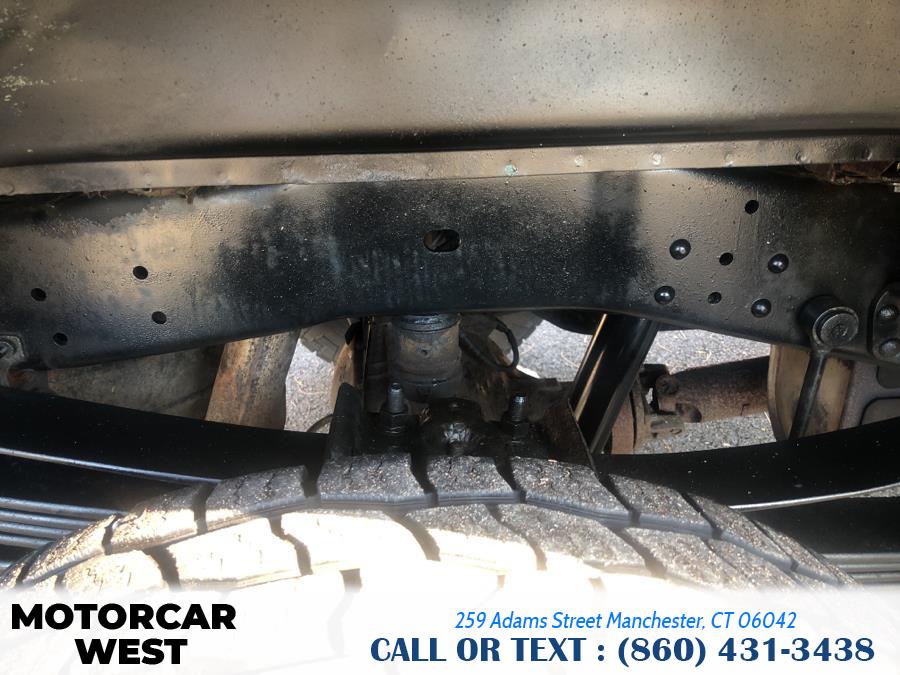 2009 Ford Super Duty F-350 SRW 4WD SuperCab 142" XLT, available for sale in Manchester, Connecticut | Motorcar West. Manchester, Connecticut 2009 Ford Super Duty F-350 SRW 4WD SuperCab 142" XLT, available for sale in Manchester, Connecticut | Motorcar West. Manchester, Connecticut