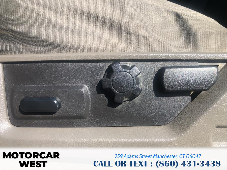 2009 Ford Super Duty F-350 SRW 4WD SuperCab 142" XLT, available for sale in Manchester, Connecticut | Motorcar West. Manchester, Connecticut 2009 Ford Super Duty F-350 SRW 4WD SuperCab 142" XLT, available for sale in Manchester, Connecticut | Motorcar West. Manchester, Connecticut