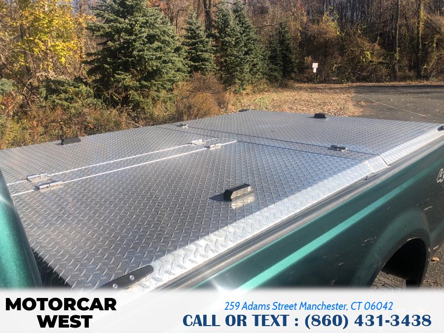 2009 Ford Super Duty F-350 SRW 4WD SuperCab 142" XLT, available for sale in Manchester, Connecticut | Motorcar West. Manchester, Connecticut 2009 Ford Super Duty F-350 SRW 4WD SuperCab 142" XLT, available for sale in Manchester, Connecticut | Motorcar West. Manchester, Connecticut