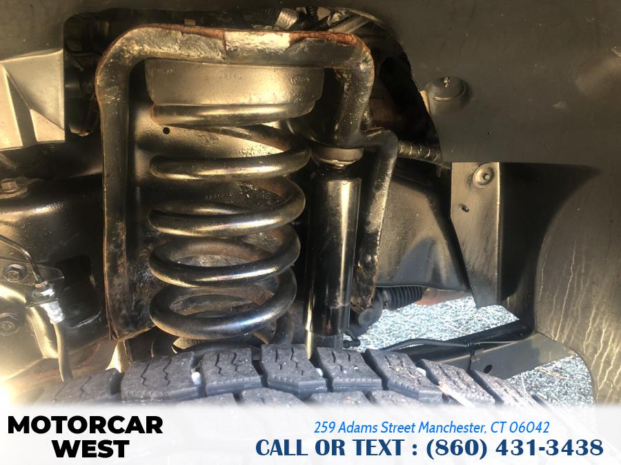 2009 Ford Super Duty F-350 SRW 4WD SuperCab 142" XLT, available for sale in Manchester, Connecticut | Motorcar West. Manchester, Connecticut 2009 Ford Super Duty F-350 SRW 4WD SuperCab 142" XLT, available for sale in Manchester, Connecticut | Motorcar West. Manchester, Connecticut