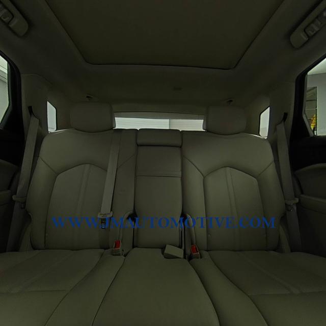 Used Cadillac Srx AWD 4dr Luxury Collection 2013 | J&M Automotive Sls&Svc LLC. Naugatuck, Connecticut Used Cadillac Srx AWD 4dr Luxury Collection 2013 | J&M Automotive Sls&Svc LLC. Naugatuck, Connecticut