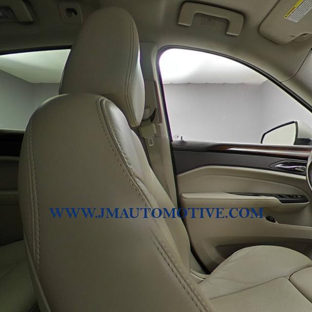 Used Cadillac Srx AWD 4dr Luxury Collection 2013 | J&M Automotive Sls&Svc LLC. Naugatuck, Connecticut Used Cadillac Srx AWD 4dr Luxury Collection 2013 | J&M Automotive Sls&Svc LLC. Naugatuck, Connecticut