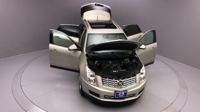 Used Cadillac Srx AWD 4dr Luxury Collection 2013 | J&M Automotive Sls&Svc LLC. Naugatuck, Connecticut Used Cadillac Srx AWD 4dr Luxury Collection 2013 | J&M Automotive Sls&Svc LLC. Naugatuck, Connecticut