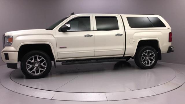 2015 GMC Sierra 1500 4WD Crew Cab 143.5 SLT, available for sale in Naugatuck, Connecticut | J&M Automotive Sls&Svc LLC. Naugatuck, Connecticut 2015 GMC Sierra 1500 4WD Crew Cab 143.5 SLT, available for sale in Naugatuck, Connecticut | J&M Automotive Sls&Svc LLC. Naugatuck, Connecticut