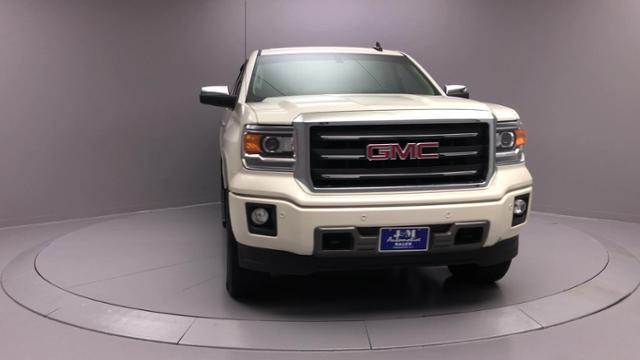 2015 GMC Sierra 1500 4WD Crew Cab 143.5 SLT, available for sale in Naugatuck, Connecticut | J&M Automotive Sls&Svc LLC. Naugatuck, Connecticut 2015 GMC Sierra 1500 4WD Crew Cab 143.5 SLT, available for sale in Naugatuck, Connecticut | J&M Automotive Sls&Svc LLC. Naugatuck, Connecticut