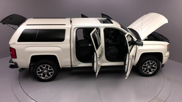 2015 GMC Sierra 1500 4WD Crew Cab 143.5 SLT, available for sale in Naugatuck, Connecticut | J&M Automotive Sls&Svc LLC. Naugatuck, Connecticut 2015 GMC Sierra 1500 4WD Crew Cab 143.5 SLT, available for sale in Naugatuck, Connecticut | J&M Automotive Sls&Svc LLC. Naugatuck, Connecticut