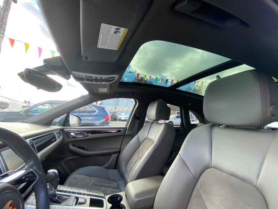 Used Porsche Macan AWD 4dr S 2015 | VEB Auto Sales. Hartford, Connecticut Used Porsche Macan AWD 4dr S 2015 | VEB Auto Sales. Hartford, Connecticut