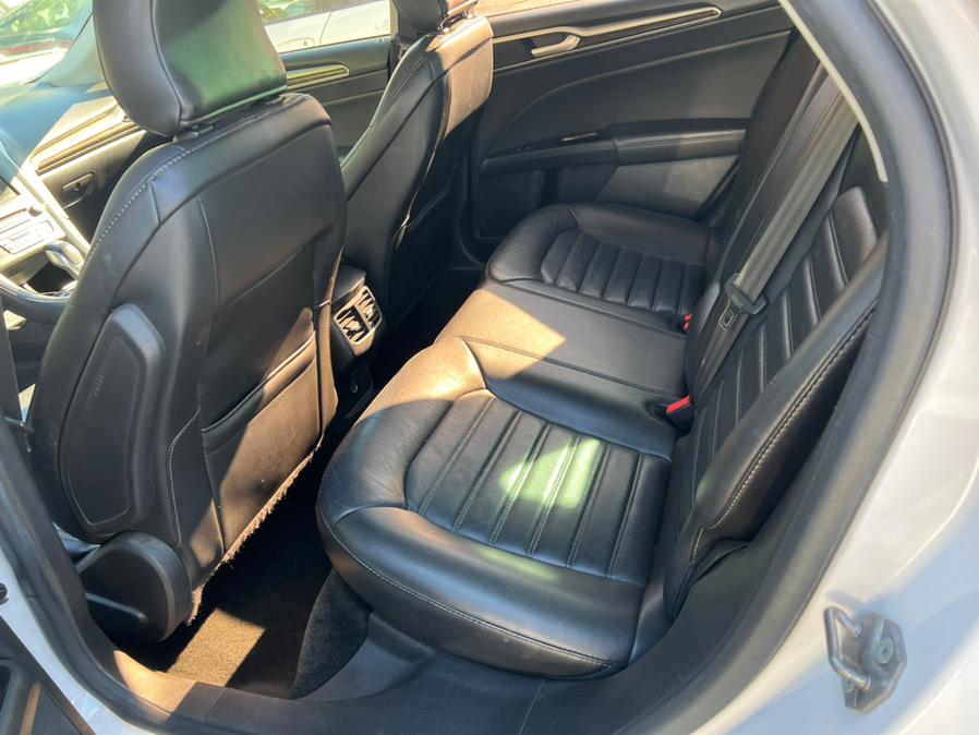 2016 Ford Fusion 4dr Sdn SE FWD, available for sale in Brooklyn, New York | Atlantic Used Car Sales. Brooklyn, New York 2016 Ford Fusion 4dr Sdn SE FWD, available for sale in Brooklyn, New York | Atlantic Used Car Sales. Brooklyn, New York