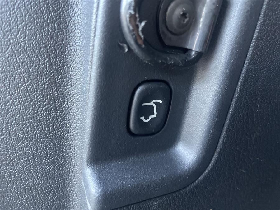 Used Jeep Commander 4WD 4dr Limited 2008 | Wiz Leasing Inc. Stratford, Connecticut Used Jeep Commander 4WD 4dr Limited 2008 | Wiz Leasing Inc. Stratford, Connecticut