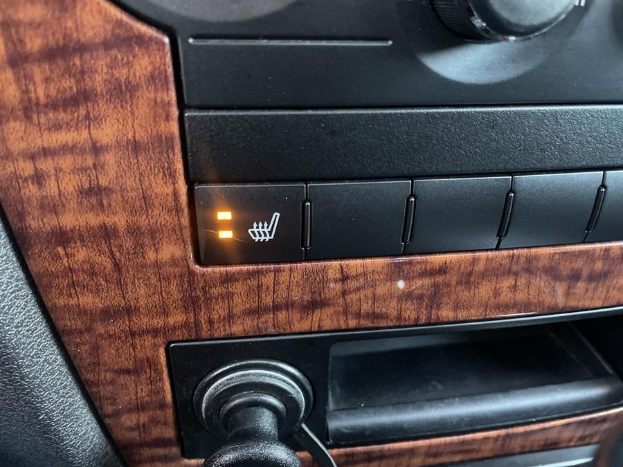Used Jeep Commander 4WD 4dr Limited 2008 | Wiz Leasing Inc. Stratford, Connecticut Used Jeep Commander 4WD 4dr Limited 2008 | Wiz Leasing Inc. Stratford, Connecticut