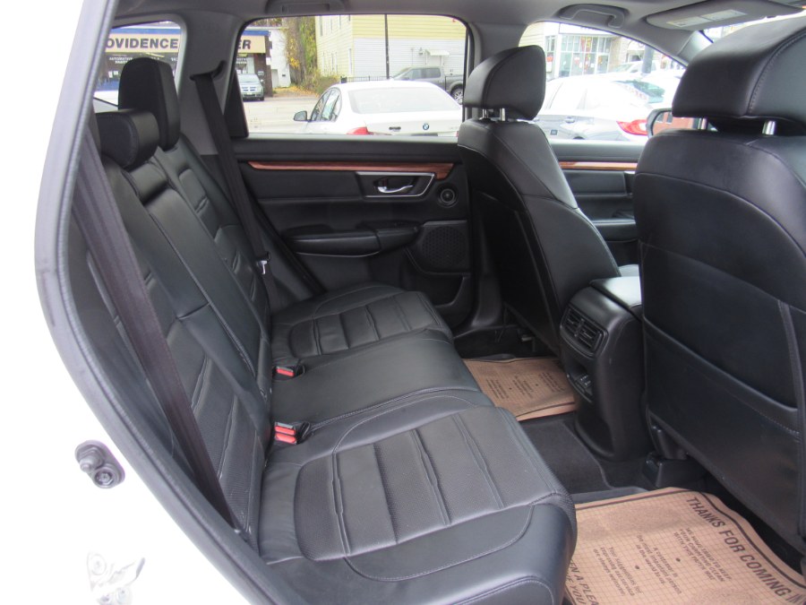2017 Honda CR-V EX-L, available for sale in Worcester, Massachusetts | Hilario's Auto Sales Inc.. Worcester, Massachusetts 2017 Honda CR-V EX-L, available for sale in Worcester, Massachusetts | Hilario's Auto Sales Inc.. Worcester, Massachusetts