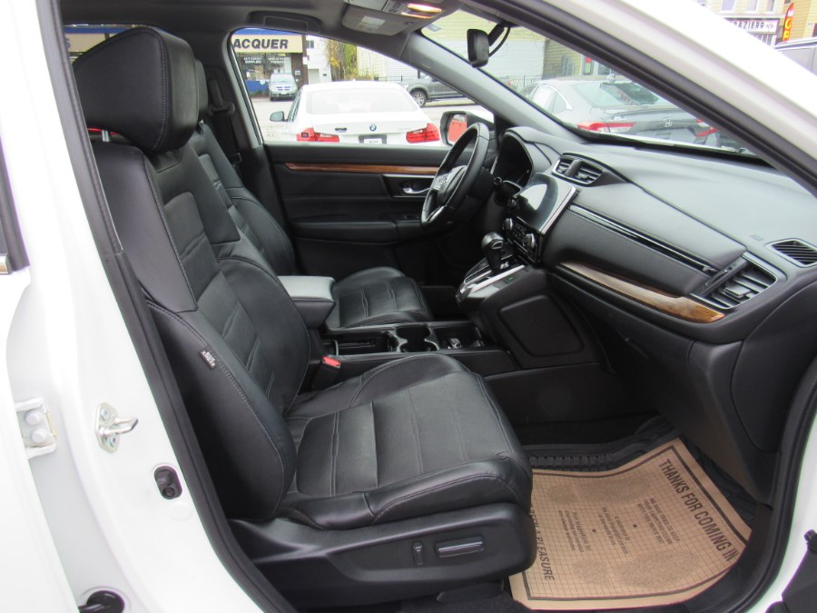 2017 Honda CR-V EX-L, available for sale in Worcester, Massachusetts | Hilario's Auto Sales Inc.. Worcester, Massachusetts 2017 Honda CR-V EX-L, available for sale in Worcester, Massachusetts | Hilario's Auto Sales Inc.. Worcester, Massachusetts