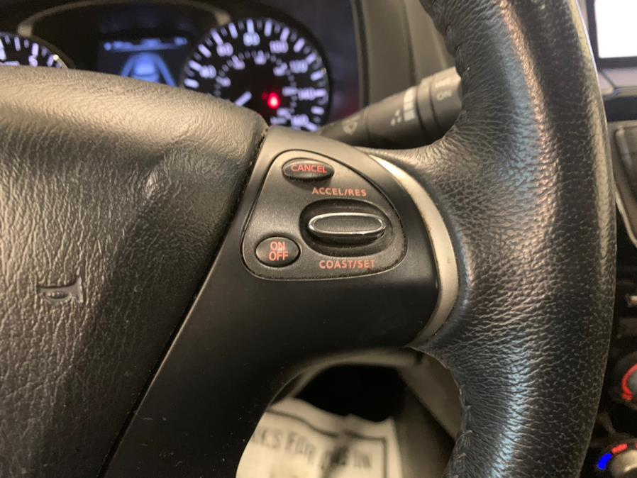 Used Nissan Pathfinder 4WD 4dr SV 2014 | European Auto Expo. Lodi, New Jersey Used Nissan Pathfinder 4WD 4dr SV 2014 | European Auto Expo. Lodi, New Jersey