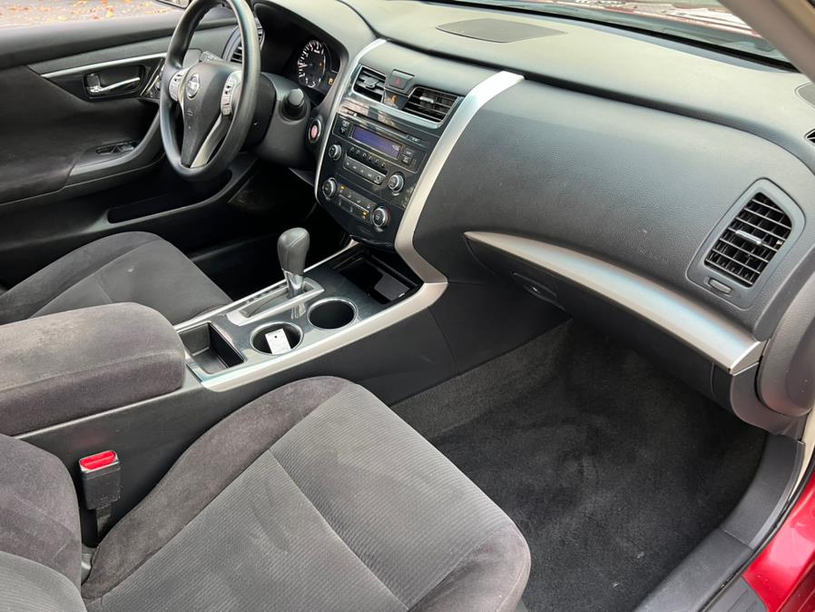 Used Nissan Altima 4dr Sdn I4 2.5 S 2013 | Mint Auto Sales. Islip, New York Used Nissan Altima 4dr Sdn I4 2.5 S 2013 | Mint Auto Sales. Islip, New York