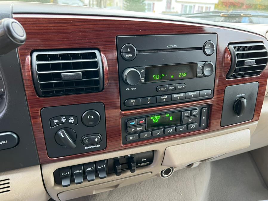 Used Ford Super Duty F-350 DRW Crew Cab 156" Lariat 4WD 2006 | Mint Auto Sales. Islip, New York Used Ford Super Duty F-350 DRW Crew Cab 156" Lariat 4WD 2006 | Mint Auto Sales. Islip, New York