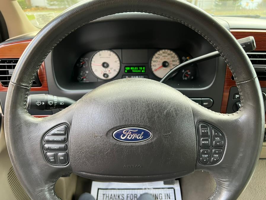 Used Ford Super Duty F-350 DRW Crew Cab 156" Lariat 4WD 2006 | Mint Auto Sales. Islip, New York Used Ford Super Duty F-350 DRW Crew Cab 156" Lariat 4WD 2006 | Mint Auto Sales. Islip, New York