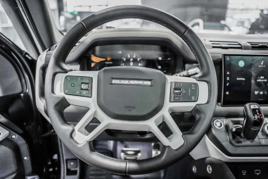Used Land Rover Defender 110 S AWD 2022 | 26 Motors Corp. Bronx, New York Used Land Rover Defender 110 S AWD 2022 | 26 Motors Corp. Bronx, New York