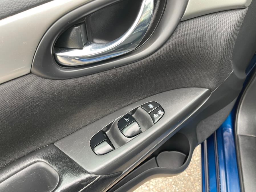 Used Nissan Sentra SV CVT 2017 | Mike And Tony Auto Sales, Inc. South Windsor, Connecticut Used Nissan Sentra SV CVT 2017 | Mike And Tony Auto Sales, Inc. South Windsor, Connecticut