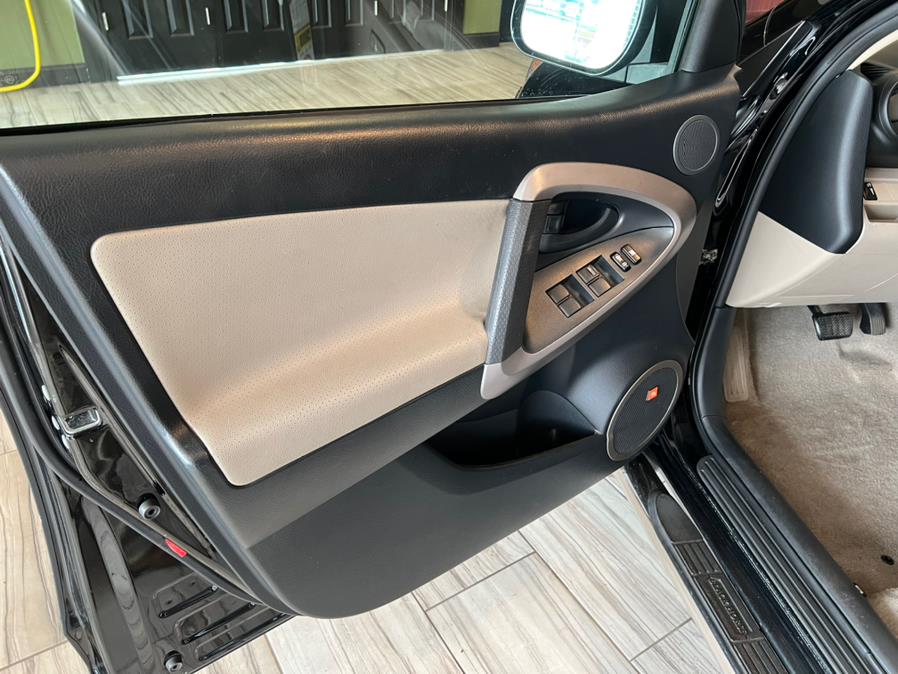 Used Toyota RAV4 4WD 4dr V6 5-Spd AT Ltd (Natl) 2008 | AutoMax. West Hartford, Connecticut Used Toyota RAV4 4WD 4dr V6 5-Spd AT Ltd (Natl) 2008 | AutoMax. West Hartford, Connecticut