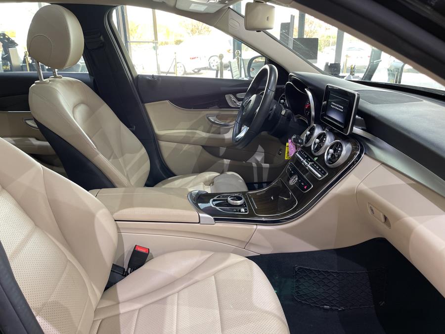Used Mercedes-Benz C-Class C 300 4MATIC Sedan 2018 | Dream Car Gallery. Woodbury, New York Used Mercedes-Benz C-Class C 300 4MATIC Sedan 2018 | Dream Car Gallery. Woodbury, New York