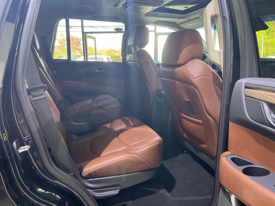 Used Cadillac Escalade 4WD 4dr Premium Luxury 2018 | Dream Car Gallery. Woodbury, New York Used Cadillac Escalade 4WD 4dr Premium Luxury 2018 | Dream Car Gallery. Woodbury, New York