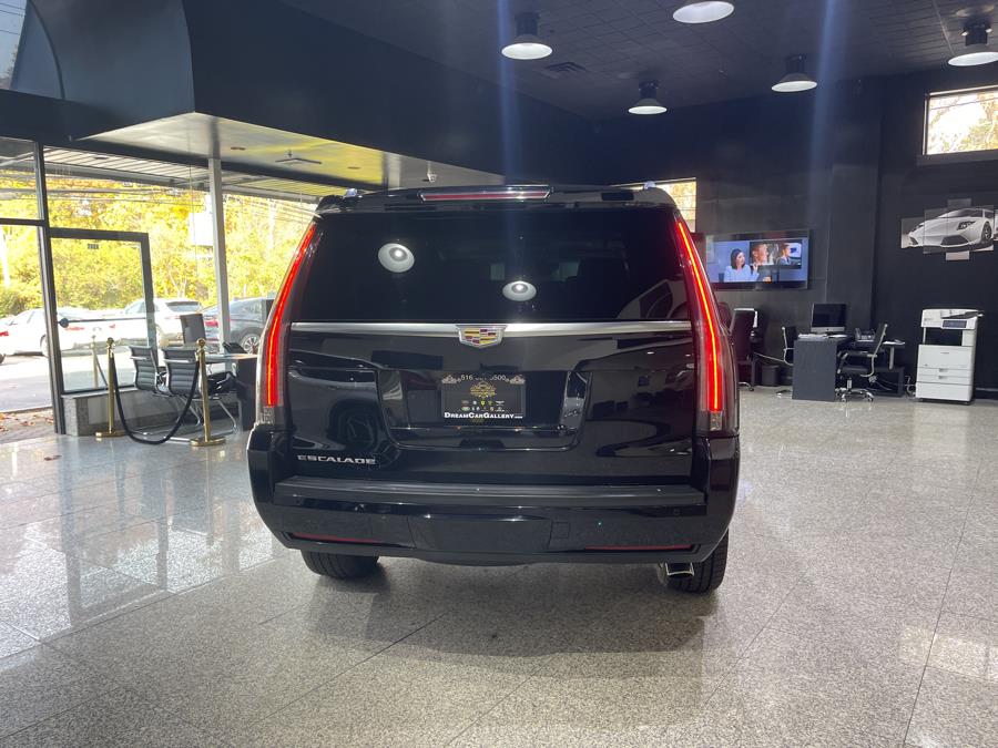 Used Cadillac Escalade 4WD 4dr Premium Luxury 2018 | Dream Car Gallery. Woodbury, New York Used Cadillac Escalade 4WD 4dr Premium Luxury 2018 | Dream Car Gallery. Woodbury, New York