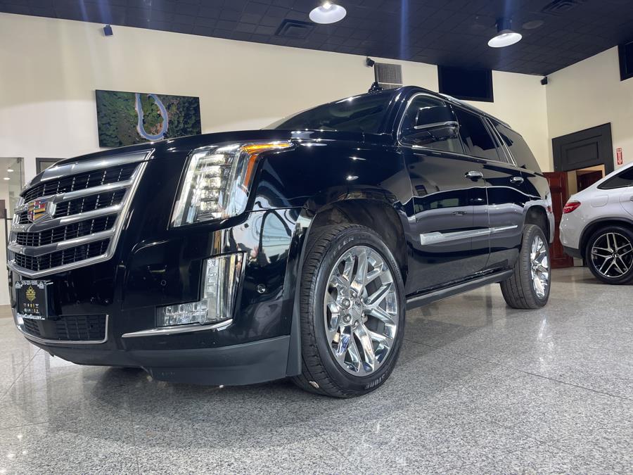 Used Cadillac Escalade 4WD 4dr Premium Luxury 2018 | Dream Car Gallery. Woodbury, New York Used Cadillac Escalade 4WD 4dr Premium Luxury 2018 | Dream Car Gallery. Woodbury, New York
