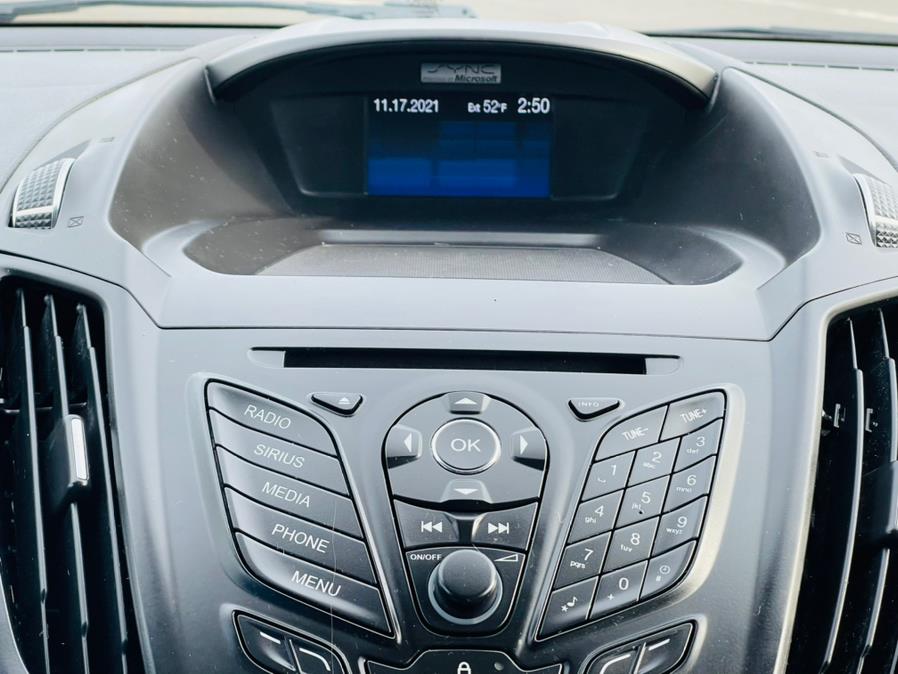 2013 Ford Escape 4WD 4dr SE, available for sale in New Britain, Connecticut | Supreme Automotive. New Britain, Connecticut 2013 Ford Escape 4WD 4dr SE, available for sale in New Britain, Connecticut | Supreme Automotive. New Britain, Connecticut