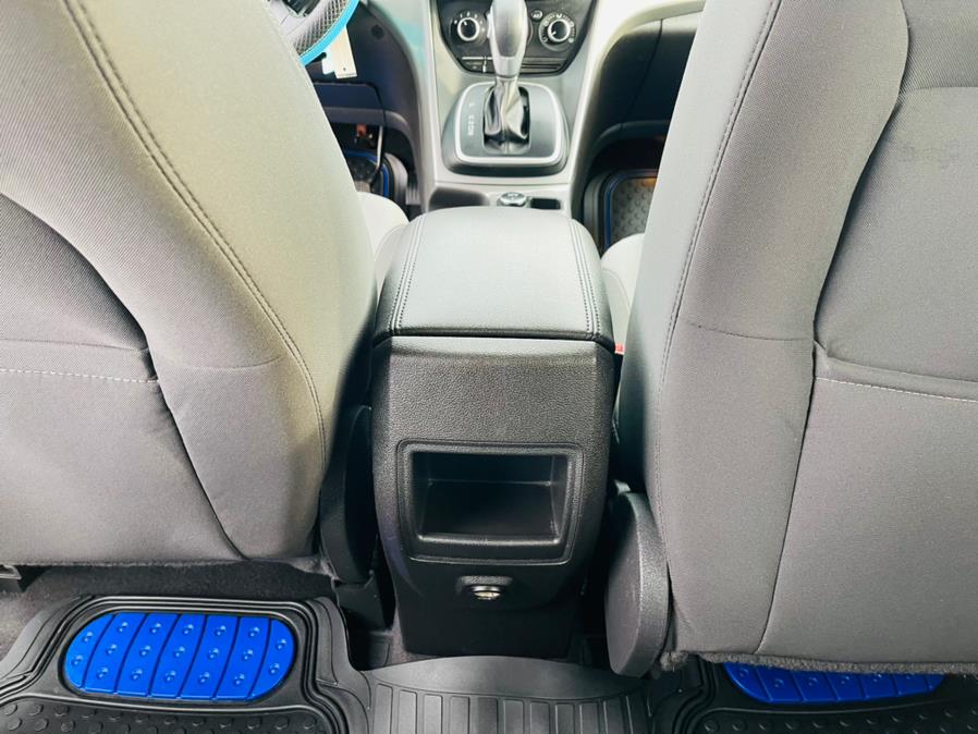 2013 Ford Escape 4WD 4dr SE, available for sale in New Britain, Connecticut | Supreme Automotive. New Britain, Connecticut 2013 Ford Escape 4WD 4dr SE, available for sale in New Britain, Connecticut | Supreme Automotive. New Britain, Connecticut