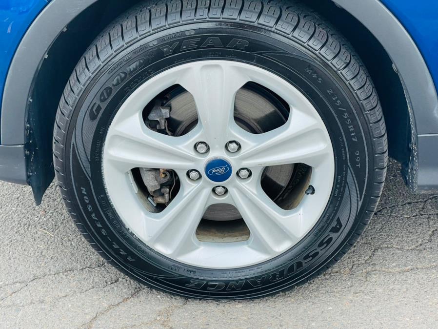 2013 Ford Escape 4WD 4dr SE, available for sale in New Britain, Connecticut | Supreme Automotive. New Britain, Connecticut 2013 Ford Escape 4WD 4dr SE, available for sale in New Britain, Connecticut | Supreme Automotive. New Britain, Connecticut