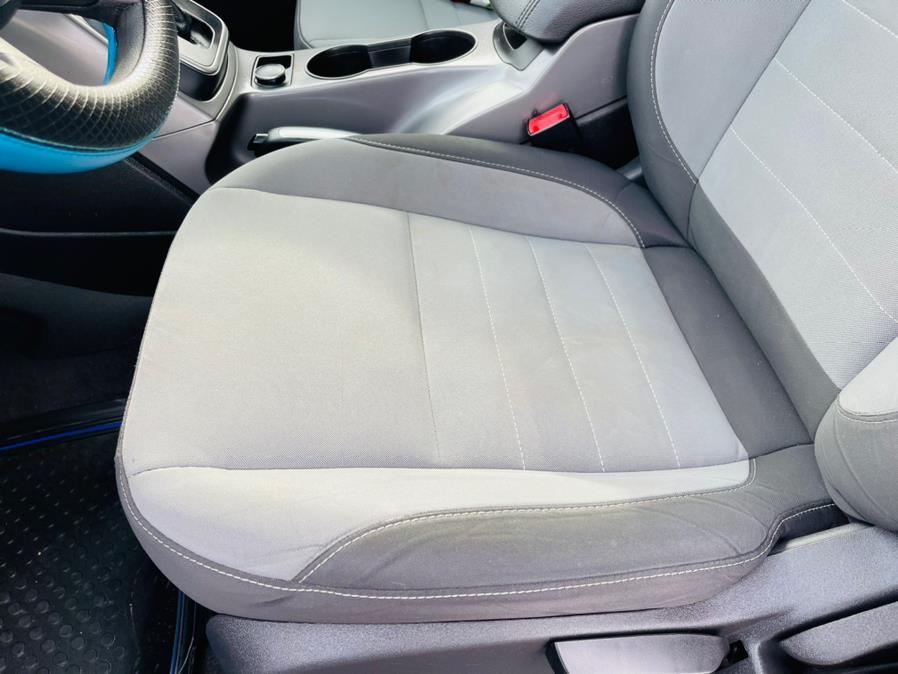 2013 Ford Escape 4WD 4dr SE, available for sale in New Britain, Connecticut | Supreme Automotive. New Britain, Connecticut 2013 Ford Escape 4WD 4dr SE, available for sale in New Britain, Connecticut | Supreme Automotive. New Britain, Connecticut