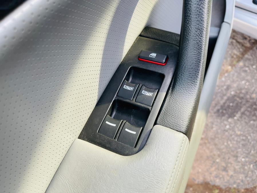 Used Acura TL 4dr Sdn AT 2005 | Supreme Automotive. New Britain, Connecticut Used Acura TL 4dr Sdn AT 2005 | Supreme Automotive. New Britain, Connecticut