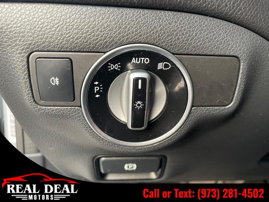 Used Mercedes-Benz CLA-Class 4dr Sdn CLA250 FWD 2014 | Real Deal Motors. Lodi, New Jersey Used Mercedes-Benz CLA-Class 4dr Sdn CLA250 FWD 2014 | Real Deal Motors. Lodi, New Jersey