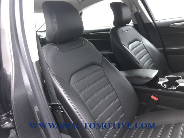 2015 Ford Fusion 4dr Sdn SE FWD, available for sale in Naugatuck, Connecticut | J&M Automotive Sls&Svc LLC. Naugatuck, Connecticut 2015 Ford Fusion 4dr Sdn SE FWD, available for sale in Naugatuck, Connecticut | J&M Automotive Sls&Svc LLC. Naugatuck, Connecticut