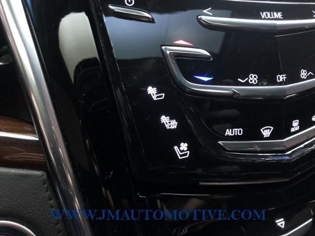 Used Cadillac Escalade 4WD 4dr Luxury 2015 | J&M Automotive Sls&Svc LLC. Naugatuck, Connecticut Used Cadillac Escalade 4WD 4dr Luxury 2015 | J&M Automotive Sls&Svc LLC. Naugatuck, Connecticut