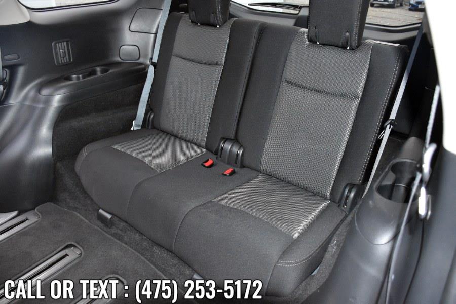 Used Nissan Pathfinder 4x4 SV 2019 | Highline Car Connection. Waterbury, Connecticut Used Nissan Pathfinder 4x4 SV 2019 | Highline Car Connection. Waterbury, Connecticut