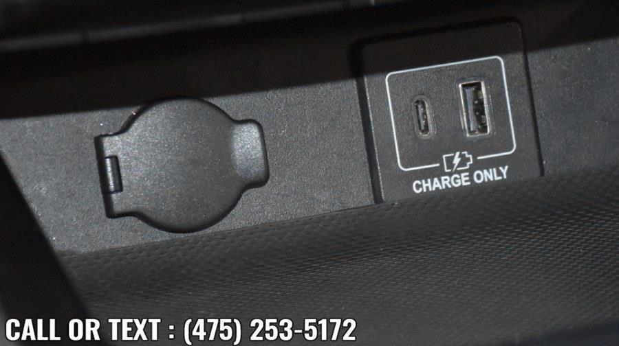 Used Nissan Pathfinder 4x4 SV 2019 | Highline Car Connection. Waterbury, Connecticut Used Nissan Pathfinder 4x4 SV 2019 | Highline Car Connection. Waterbury, Connecticut