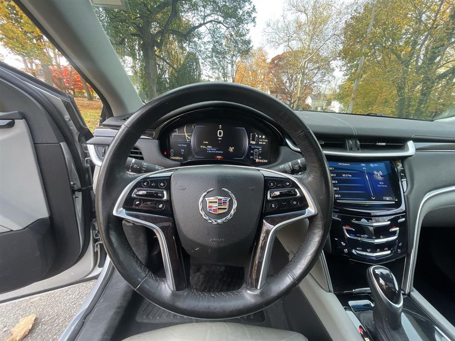 2013 Cadillac XTS 4dr Sdn Premium AWD, available for sale in Stratford, Connecticut | Wiz Leasing Inc. Stratford, Connecticut 2013 Cadillac XTS 4dr Sdn Premium AWD, available for sale in Stratford, Connecticut | Wiz Leasing Inc. Stratford, Connecticut