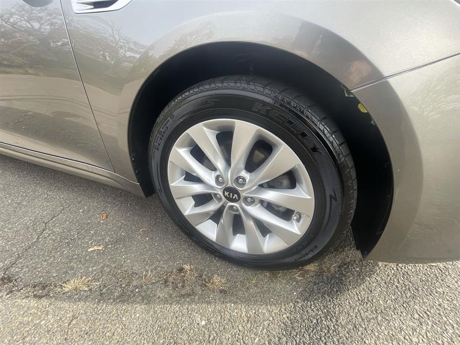 Used Kia Optima LX Auto 2018 | Wiz Leasing Inc. Stratford, Connecticut Used Kia Optima LX Auto 2018 | Wiz Leasing Inc. Stratford, Connecticut
