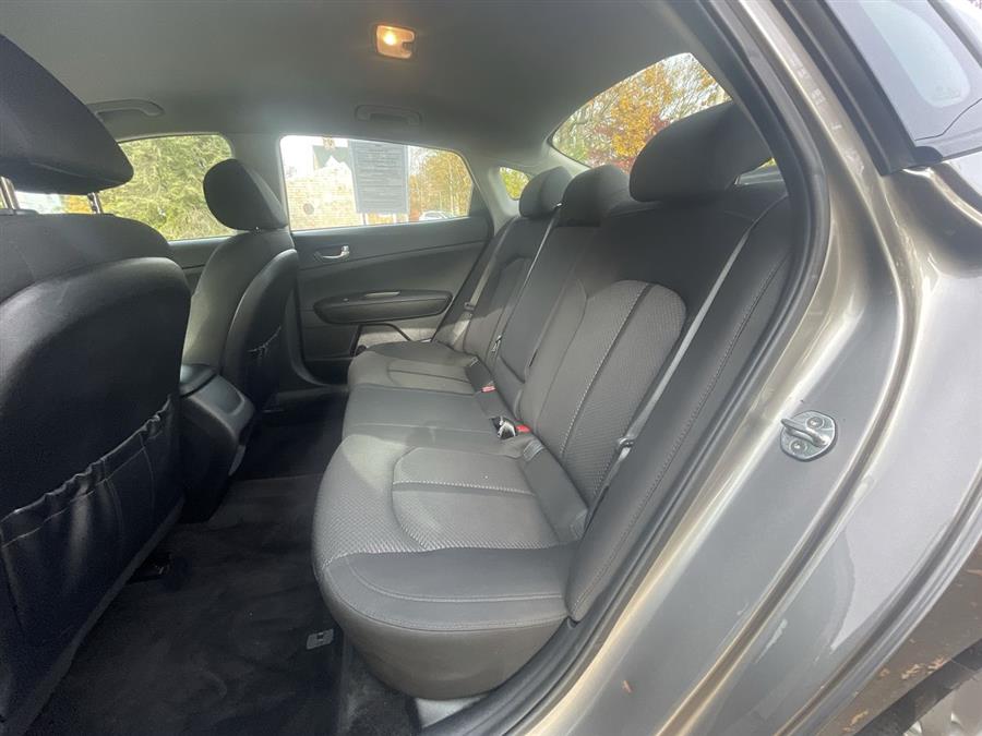Used Kia Optima LX Auto 2018 | Wiz Leasing Inc. Stratford, Connecticut Used Kia Optima LX Auto 2018 | Wiz Leasing Inc. Stratford, Connecticut