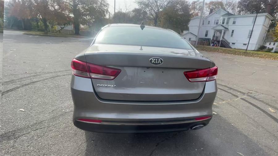 Used Kia Optima LX Auto 2018 | Wiz Leasing Inc. Stratford, Connecticut Used Kia Optima LX Auto 2018 | Wiz Leasing Inc. Stratford, Connecticut