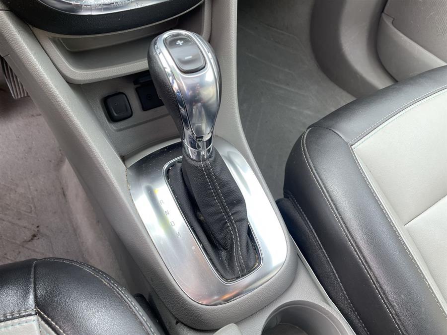 Used Buick Encore AWD 4dr Leather 2015 | Wiz Leasing Inc. Stratford, Connecticut Used Buick Encore AWD 4dr Leather 2015 | Wiz Leasing Inc. Stratford, Connecticut
