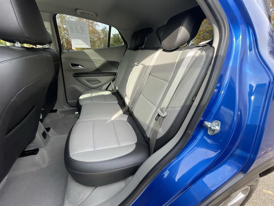 Used Buick Encore AWD 4dr Leather 2015 | Wiz Leasing Inc. Stratford, Connecticut Used Buick Encore AWD 4dr Leather 2015 | Wiz Leasing Inc. Stratford, Connecticut